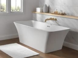 Torelle 67 In. X 30 In. Freestanding Tub With Center Drain In White