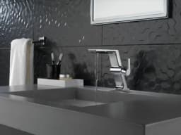 Pivotal® 8" Mini Towel Bar