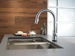 Trinsic® Single Handle Pull-Down Kitchen Faucet With Touch2O