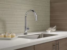 Trinsic® Single Handle Pull-Down Kitchen Faucet With Touch2O