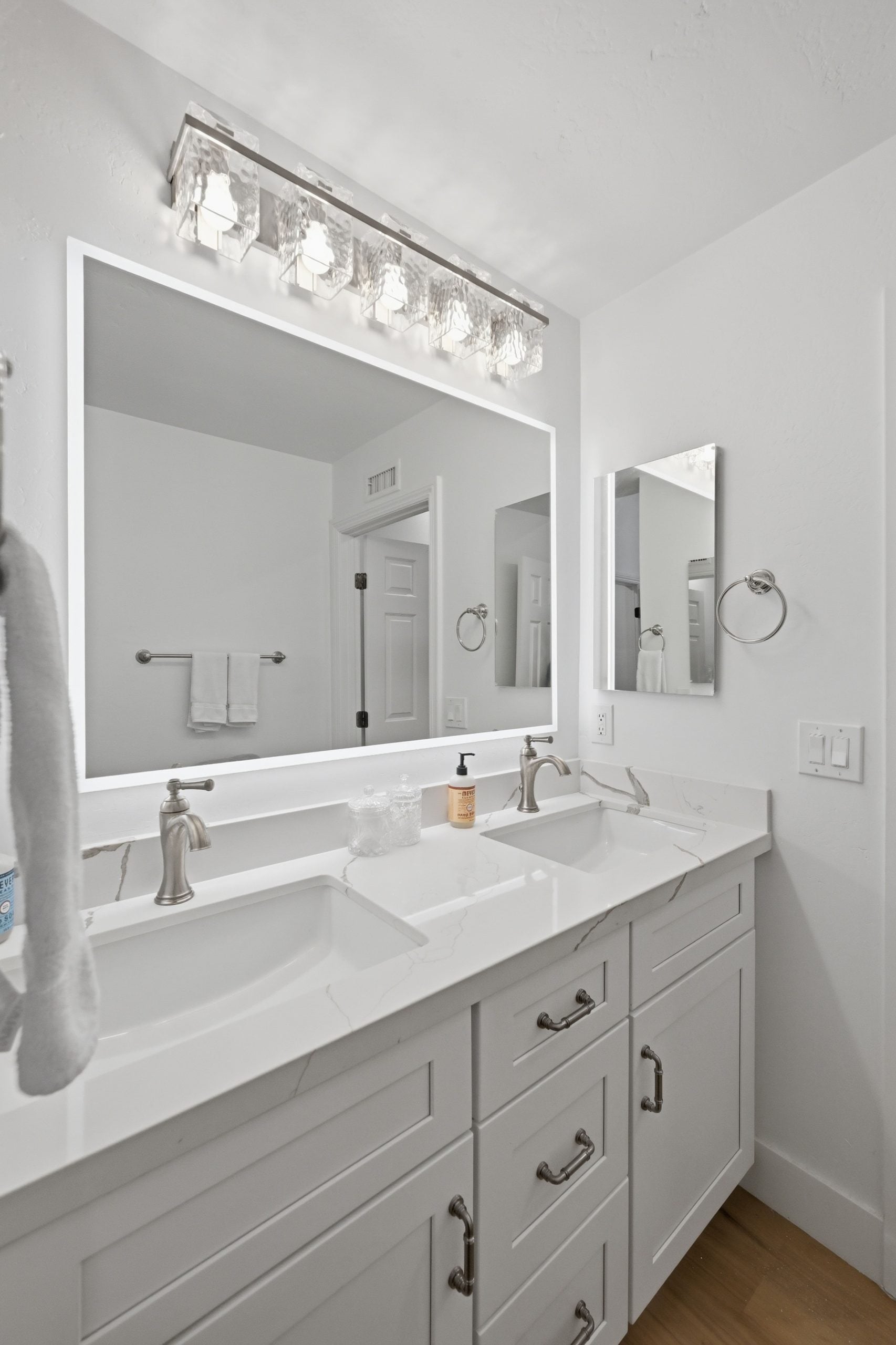 Donahue Drive - Primary Bathroom Double Vanity (Angle View)