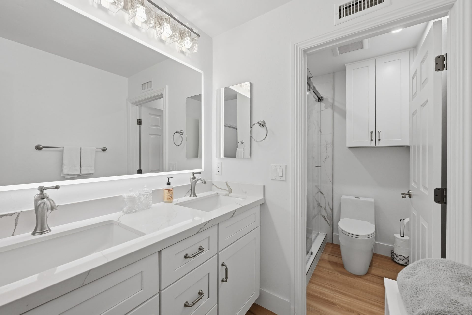 Donahue Drive - Primary Ensuite Bathroom Double Vanity
