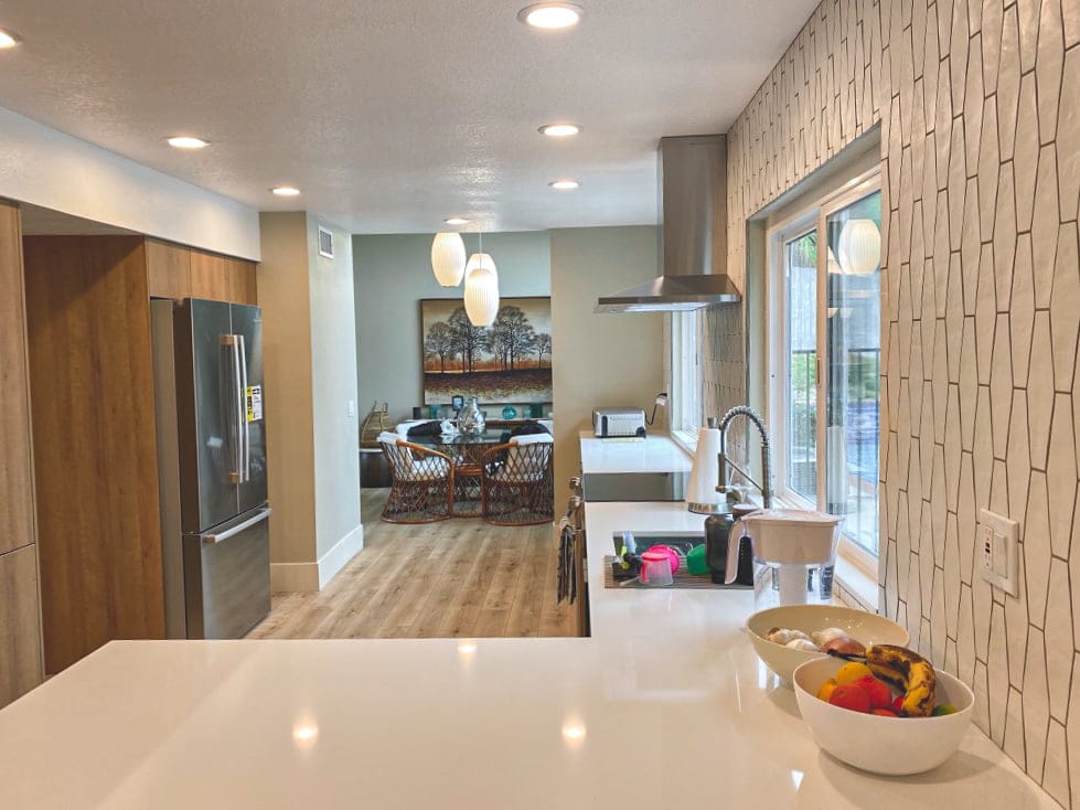Transitional Elegance Kitchen – Bay Ho, CA