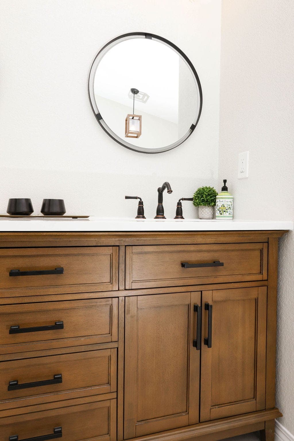 Main Bath – Elegant & Zen Rancho Bernardo CA