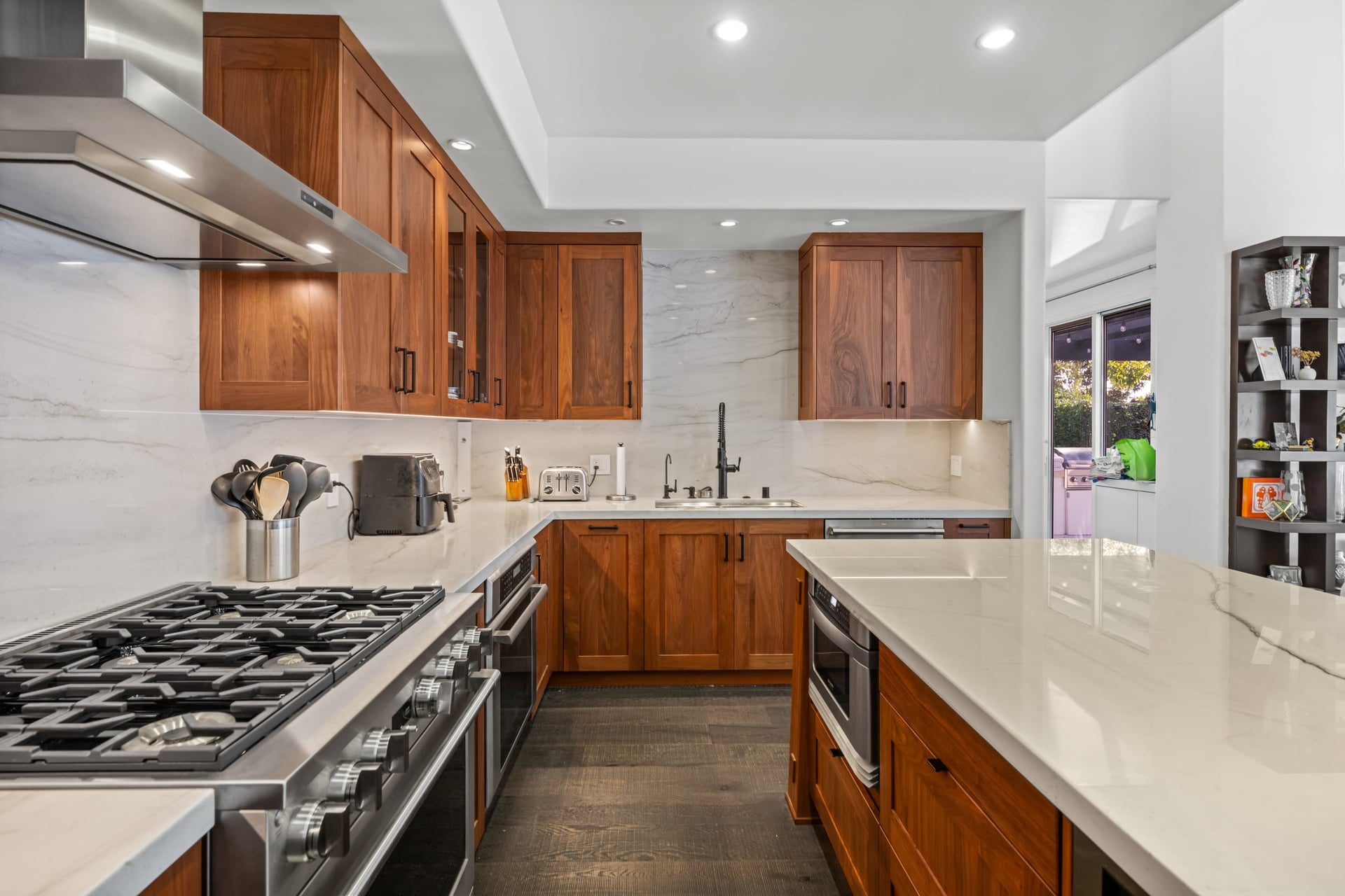 MBK Kitchen Remodeling