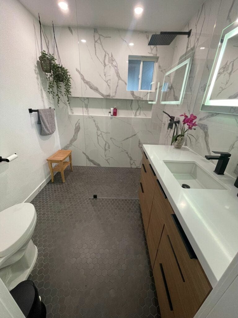 Contemporary Bath - Rancho Bernardo, CA 1 WhatsApp Image 2021 10 28 at 16.57.49